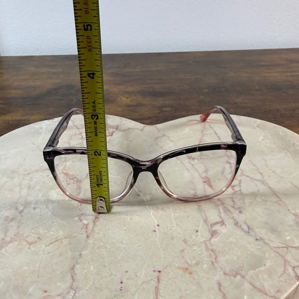 Stylish Tortoiseshell Prescription Eyeglasses